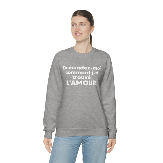 L'amour/Love, Unisex Heavy Blend™ Crewneck Sweatshirt (FR CDN)