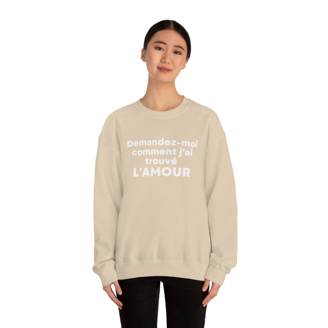 L'amour/Love, Unisex Heavy Blend™ Crewneck Sweatshirt (FR CDN)