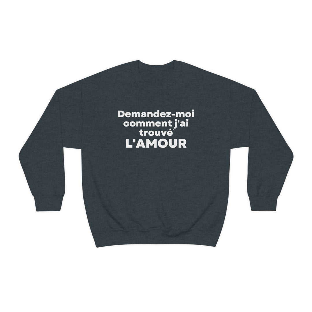 L'amour/Love, Unisex Heavy Blend™ Crewneck Sweatshirt (FR CDN)