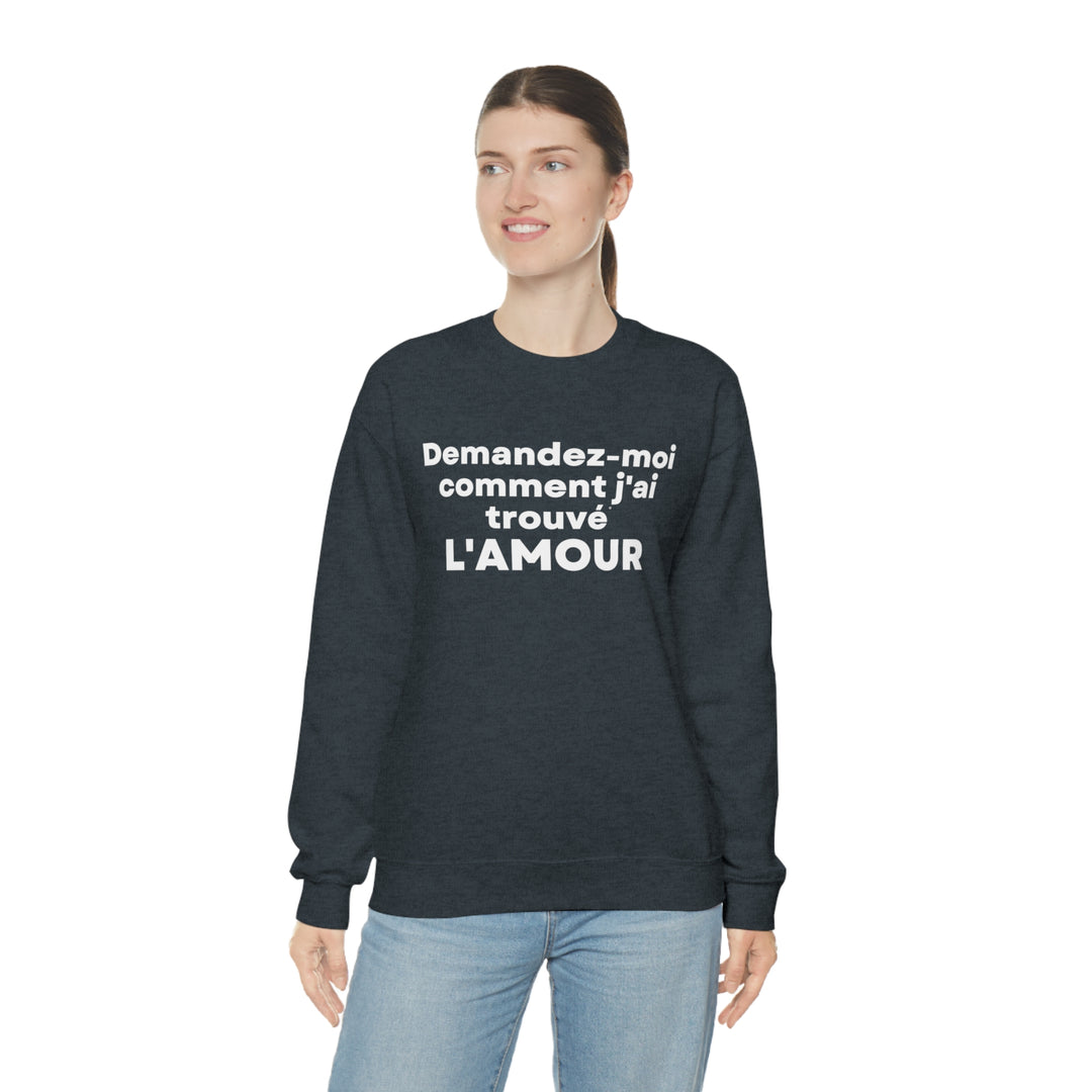 L'amour/Love, Unisex Heavy Blend™ Crewneck Sweatshirt (FR CDN)