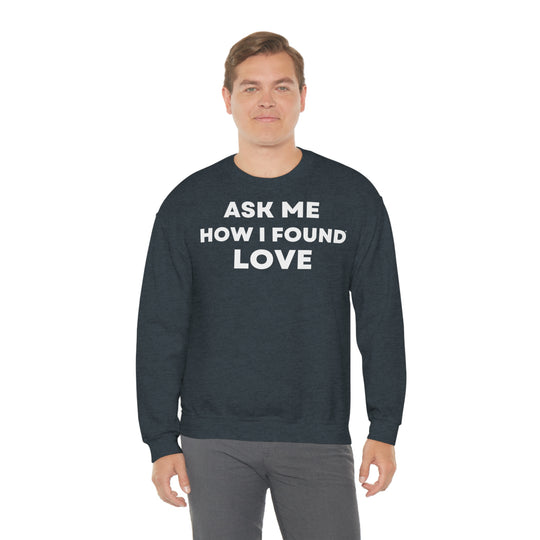 Love (DE), Unisex Heavy Blend™ Crewneck Sweatshirt