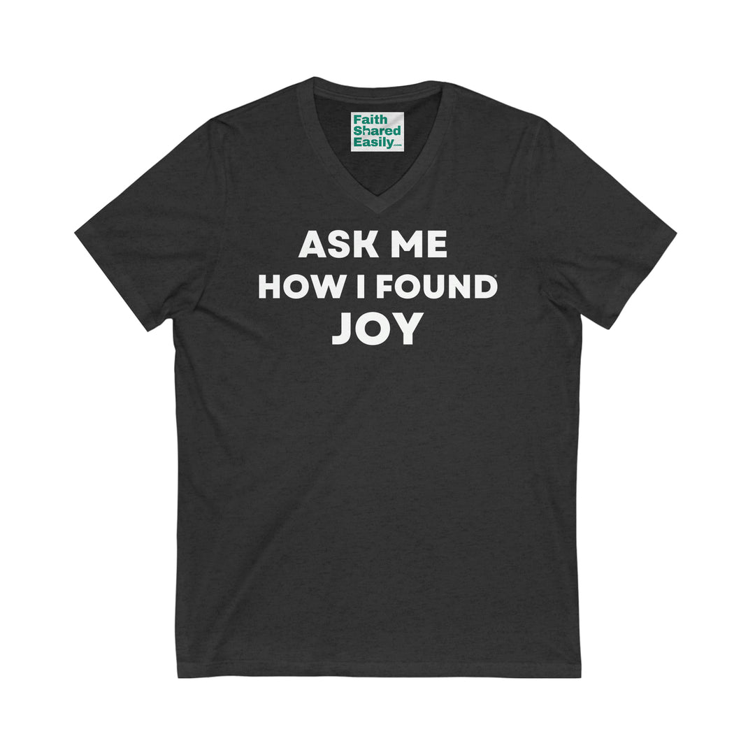 (DE) JOY, Unisex Jersey Short Sleeve V-Neck Tee