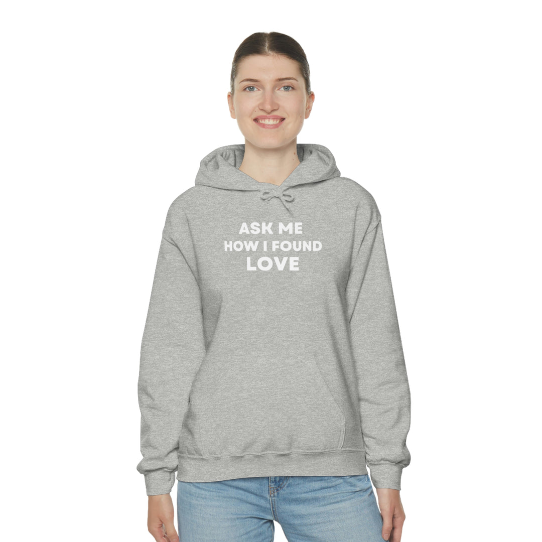 Love, Unisex Heavy Blend™ Hooded Sweatshirt (ENG CDN)