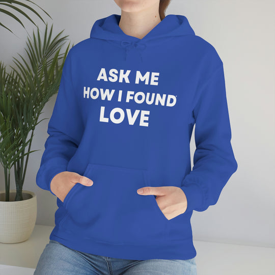 Love, Unisex Heavy Blend™ Hooded Sweatshirt (ENG US)