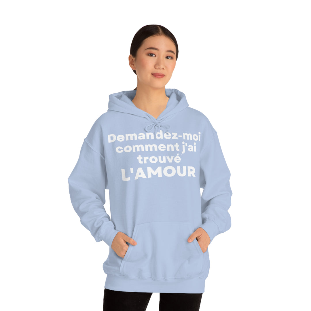 L'amour/Love, Unisex Heavy Blend™ Hooded Sweatshirt (FR EU)