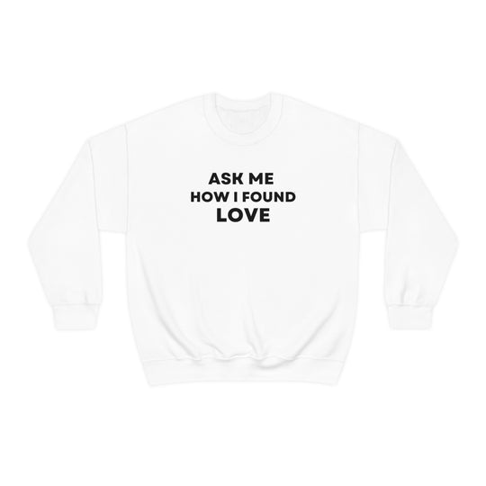 Love, Unisex Heavy Blend™ Crewneck Sweatshirt (ENG CDN)